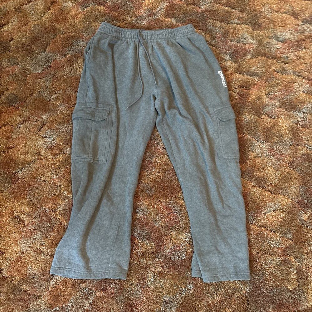Men’s vintage AND1 Grey sweatpants size￼large